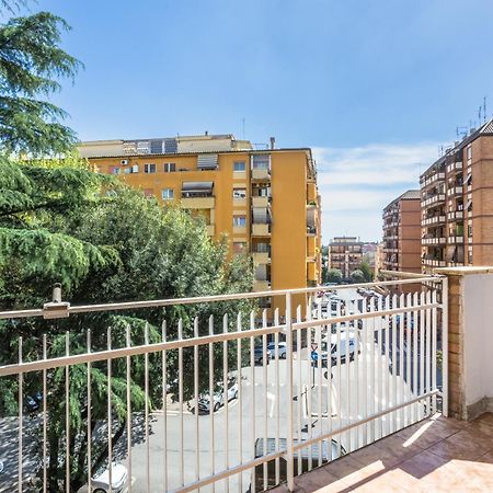 Portside Aparthotel Róma Kültér fotó